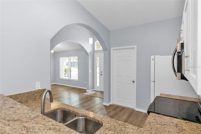 17020 WOODCREST WAY, Clermont, FL 34714