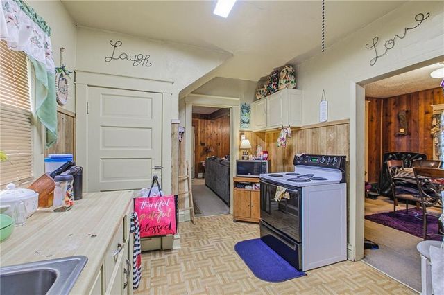 145 N White Avenue, Kansas City, MO 64123