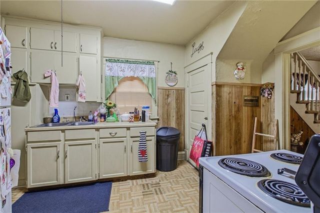 145 N White Avenue, Kansas City, MO 64123