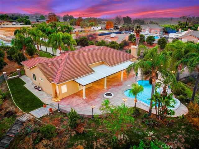 18120 gentian Avenue, Riverside, CA 92508