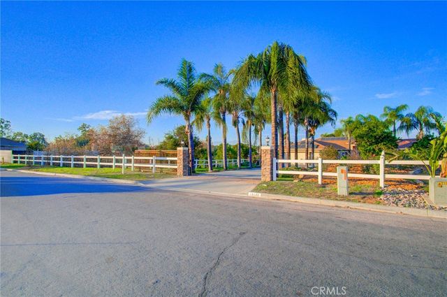18120 gentian Avenue, Riverside, CA 92508