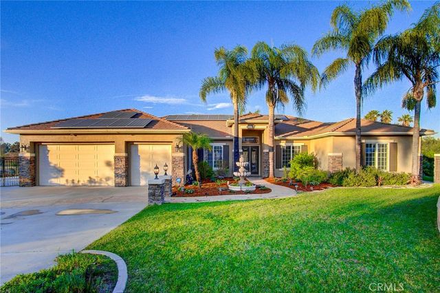 18120 gentian Avenue, Riverside, CA 92508