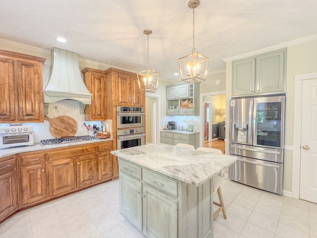 1015 Latti Reese Rd, Hartsville, TN 37074