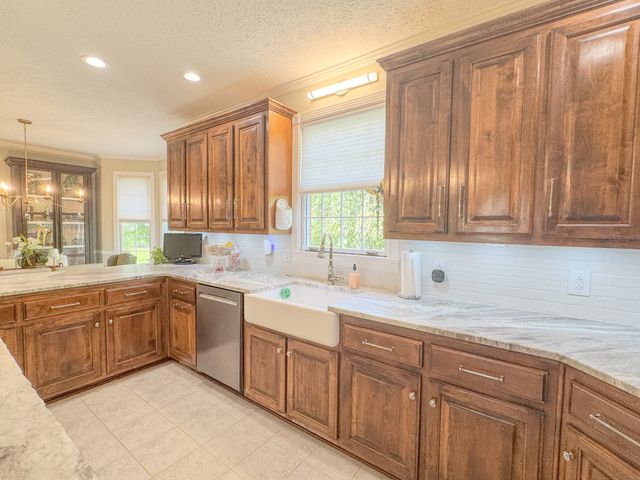 1015 Latti Reese Rd, Hartsville, TN 37074