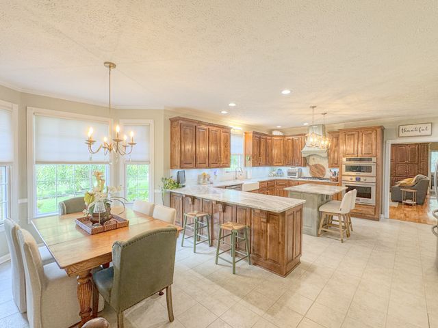 1015 Latti Reese Rd, Hartsville, TN 37074