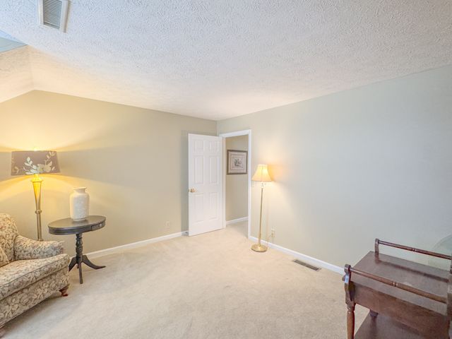 1015 Latti Reese Rd, Hartsville, TN 37074