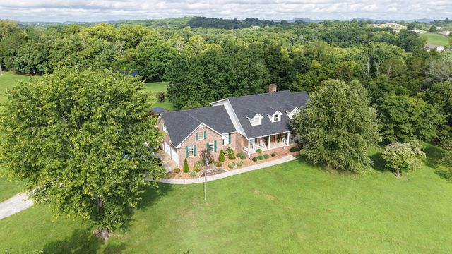 1015 Latti Reese Rd, Hartsville, TN 37074