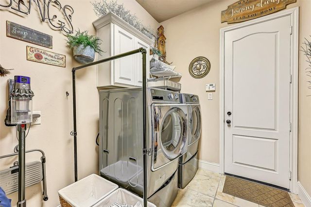 3411 Limestone Sky Court, Houston, TX 77059