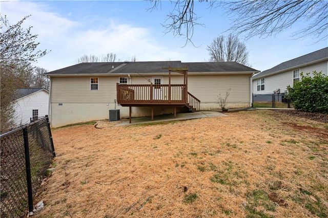 5120 Oak Field Court, Murrayville, GA 30564