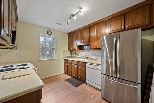 5120 Oak Field Court, Murrayville, GA 30564