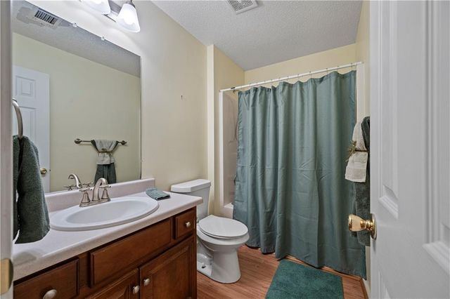 5120 Oak Field Court, Murrayville, GA 30564