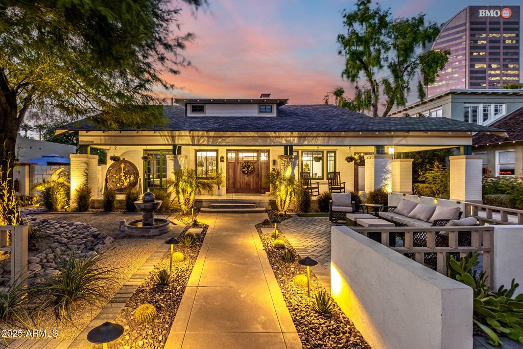 108 W ALMERIA Road W, Phoenix, AZ 85003