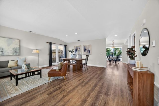 360 Bay River Way, Sacramento, CA 95831