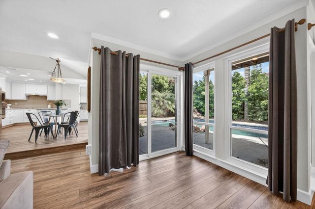 360 Bay River Way, Sacramento, CA 95831