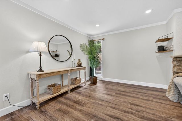 360 Bay River Way, Sacramento, CA 95831