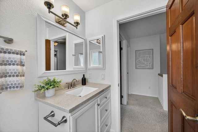 360 Bay River Way, Sacramento, CA 95831