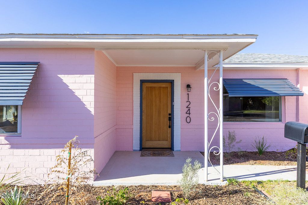 1240 E WINDSOR Avenue, Phoenix, AZ 85006 — exterior