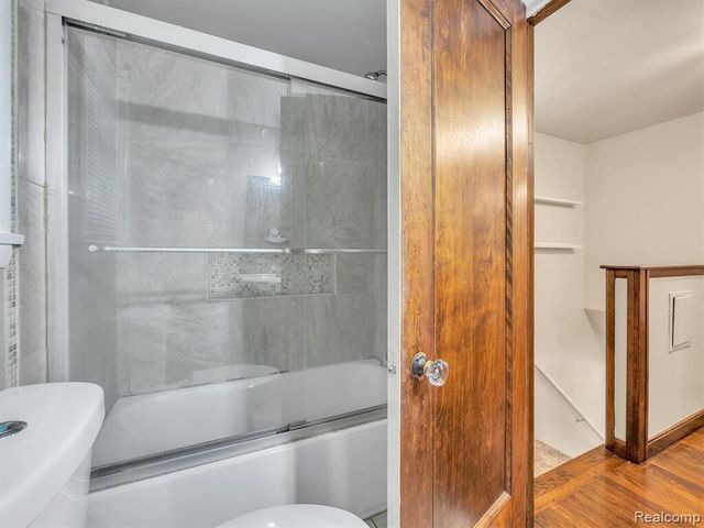 32760 Hiveley, Westland, MI 48186