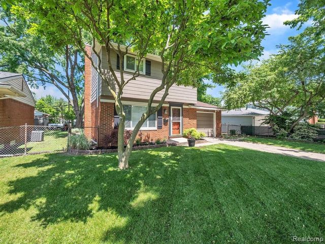 32760 Hiveley, Westland, MI 48186