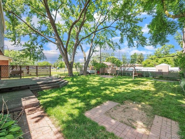32760 Hiveley, Westland, MI 48186