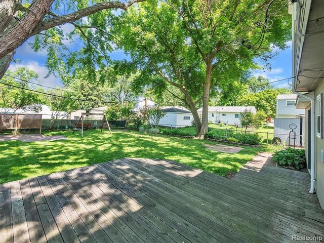 32760 Hiveley, Westland, MI 48186