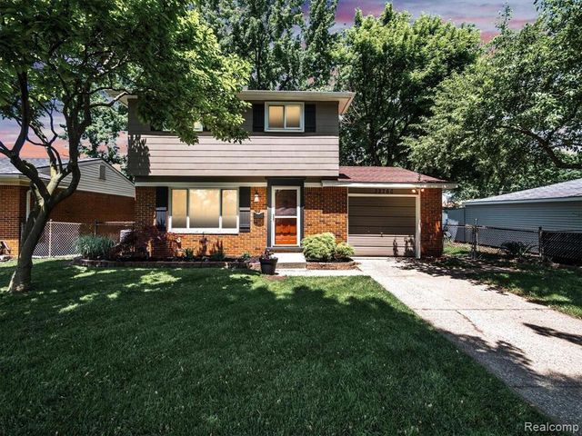 32760 Hiveley, Westland, MI 48186