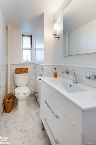 4525 Henry Hudson Parkway 1001, Bronx, NY 10471