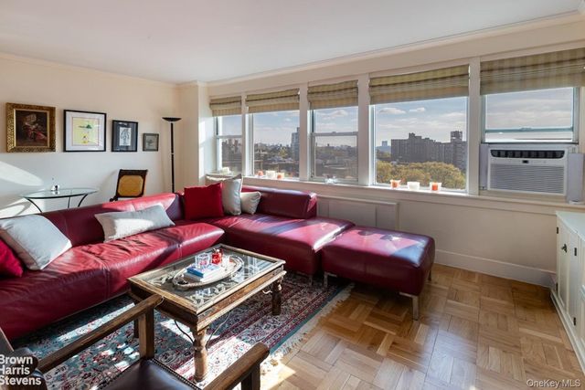 4525 Henry Hudson Parkway 1001, Bronx, NY 10471