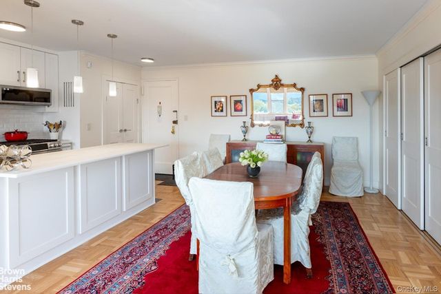 4525 Henry Hudson Parkway 1001, Bronx, NY 10471