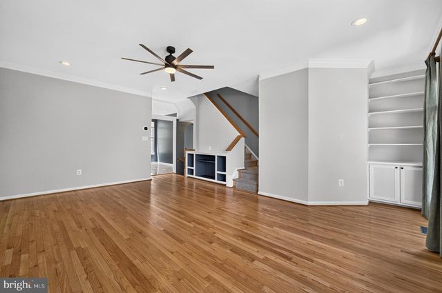 967 HERONS RUN LN, Woodbridge, VA 22191