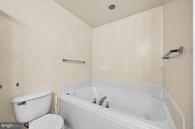 967 HERONS RUN LN, Woodbridge, VA 22191