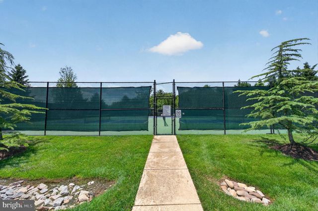 967 HERONS RUN LN, Woodbridge, VA 22191