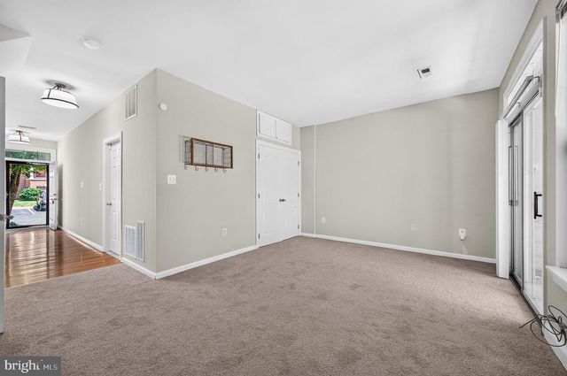 967 HERONS RUN LN, Woodbridge, VA 22191