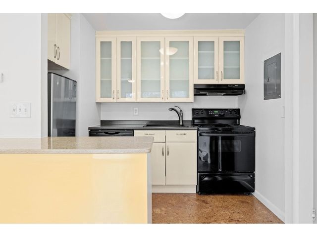 3355 Bridger Trl I-202, Boulder, CO 80301