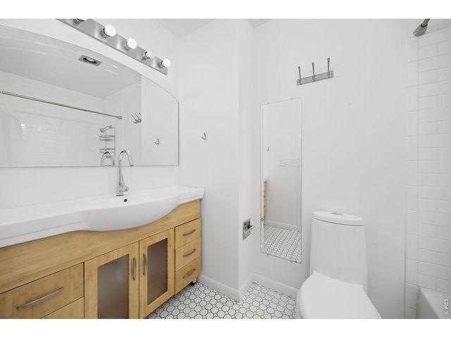 3355 Bridger Trl I-202, Boulder, CO 80301