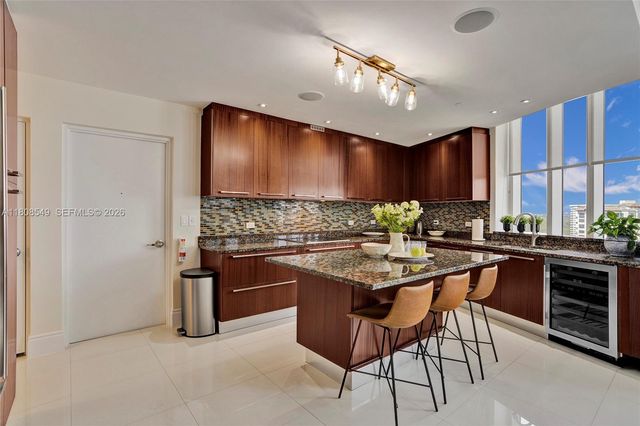 16001 Collins Avenue 1604, Sunny Isles Beach, FL 33160