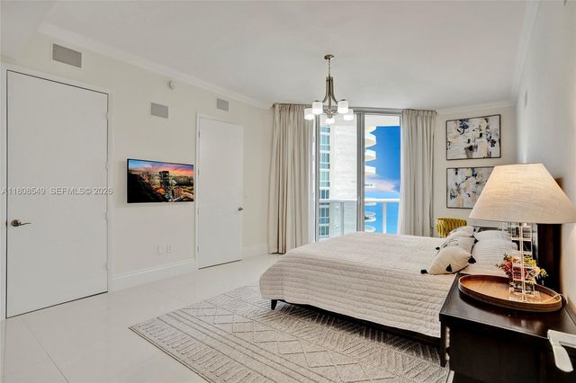 16001 Collins Avenue 1604, Sunny Isles Beach, FL 33160