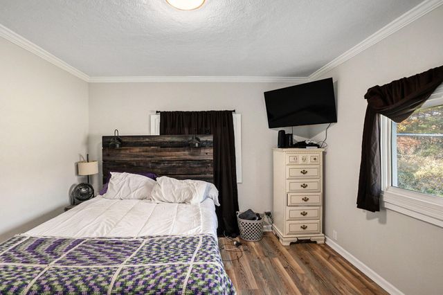 5475 14 Mile Court NE, Rockford, MI 49341