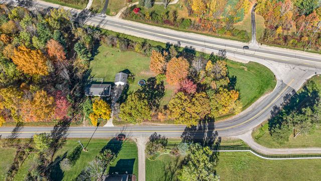 5475 14 Mile Court NE, Rockford, MI 49341