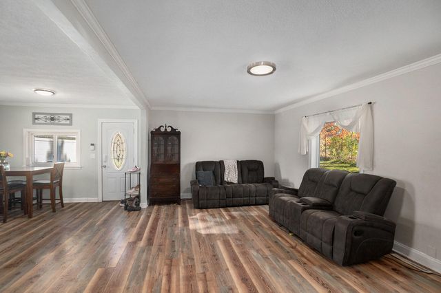 5475 14 Mile Court NE, Rockford, MI 49341