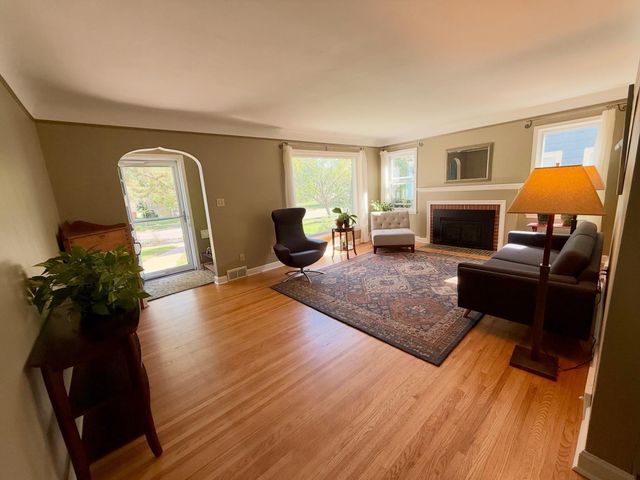 6020 12th Avenue S, Minneapolis, MN 55417