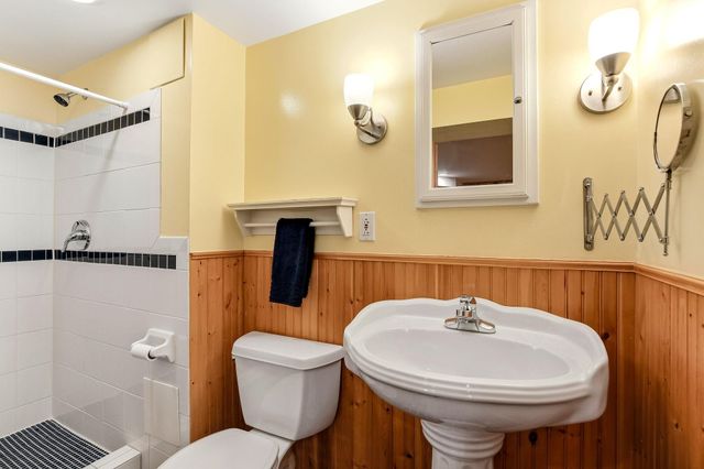 6020 12th Avenue S, Minneapolis, MN 55417