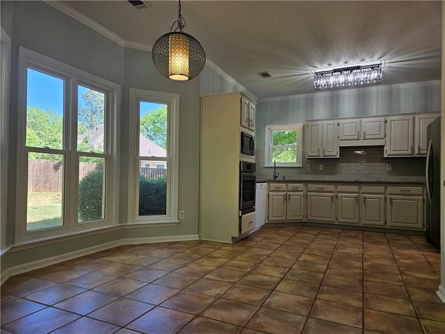 380 Belmont Chase Court, Alpharetta, GA 30005