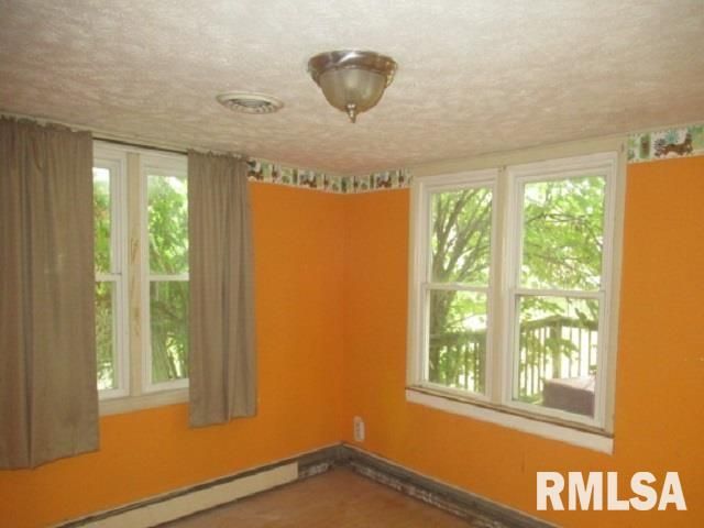 310 BLOSSOM Street, Carterville, IL 62918