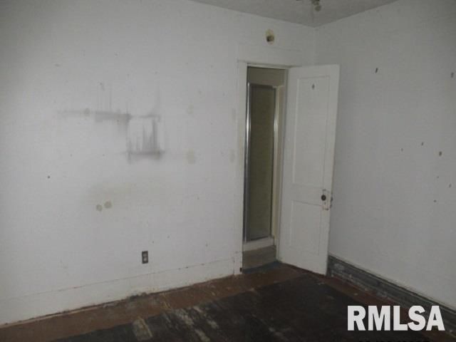 310 BLOSSOM Street, Carterville, IL 62918