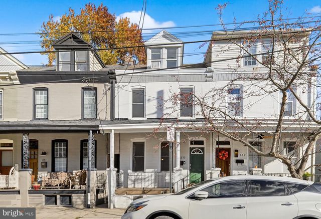 239 ELM ST, Lancaster, PA 17603