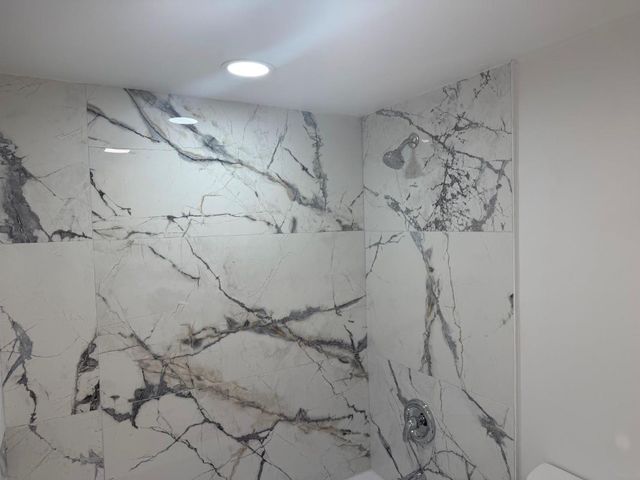 2700 Riverside Drive 302-B, Coral Springs, FL 33065