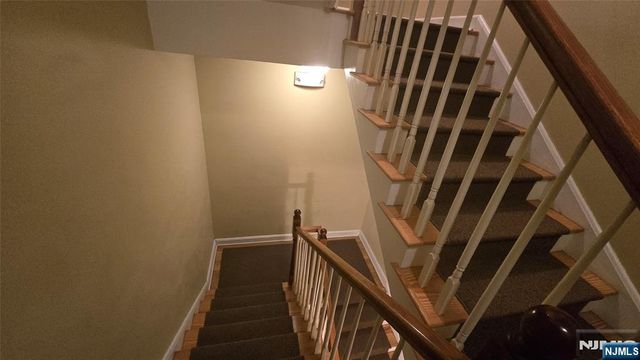 673 Bergen Avenue 204, Jersey City, NJ 07304