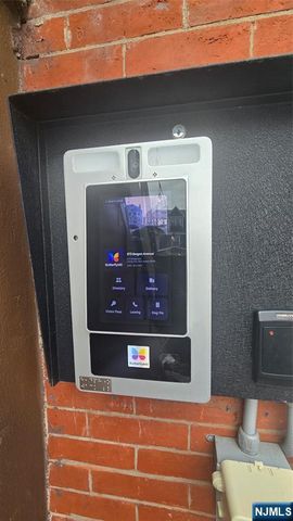 673 Bergen Avenue 204, Jersey City, NJ 07304