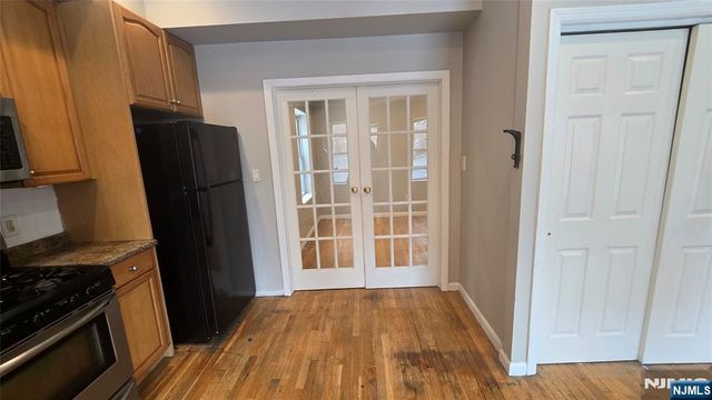 673 Bergen Avenue 204, Jersey City, NJ 07304